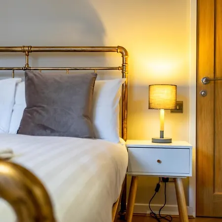 Holgate Retreat * York